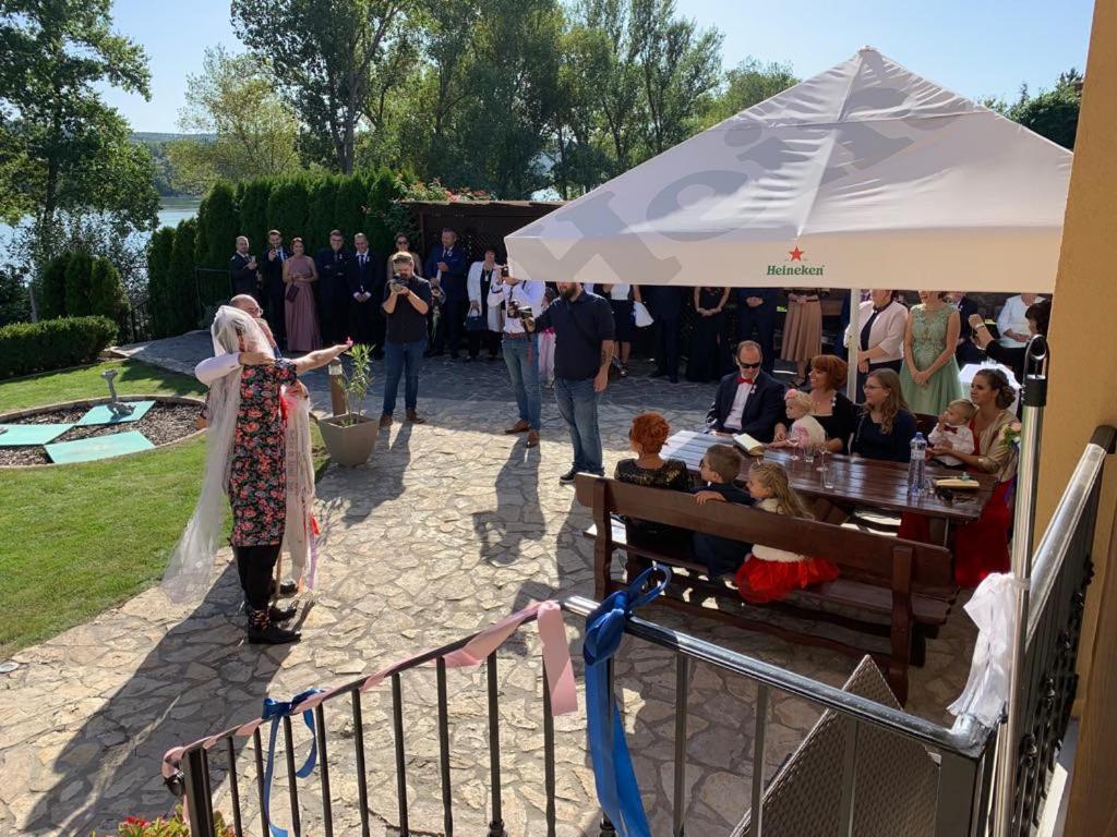 Mlyn Penzion&Wellness Radvaň nad Dunajom Exterior foto