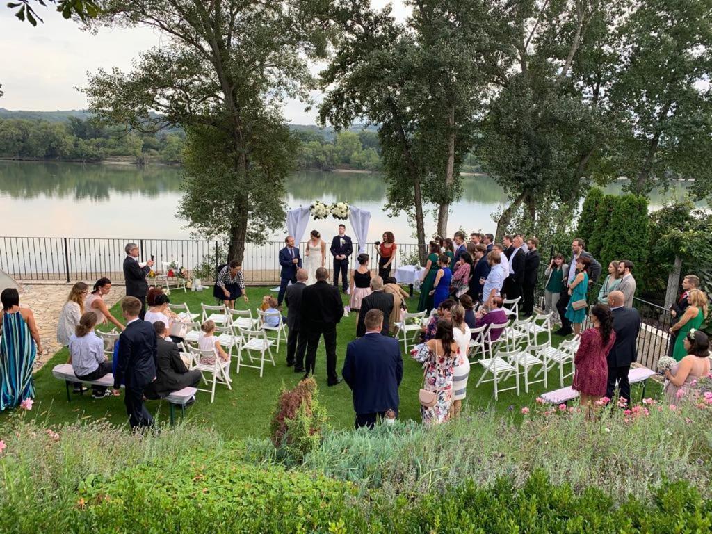 Mlyn Penzion&Wellness Radvaň nad Dunajom Exterior foto