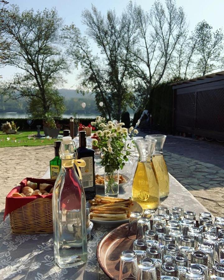 Mlyn Penzion&Wellness Radvaň nad Dunajom Exterior foto